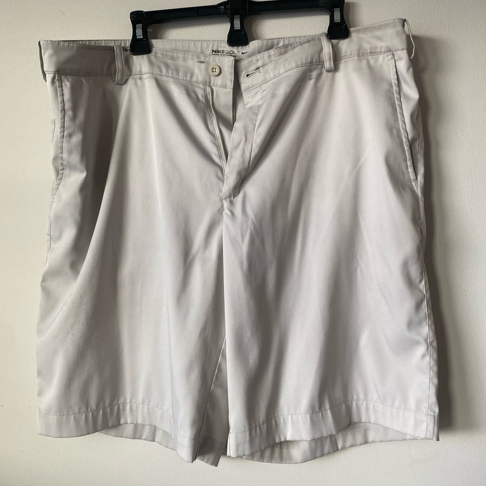 Nike Golf Shorts Tour Performance Dri-Fit Tan Beige Mens Size 38